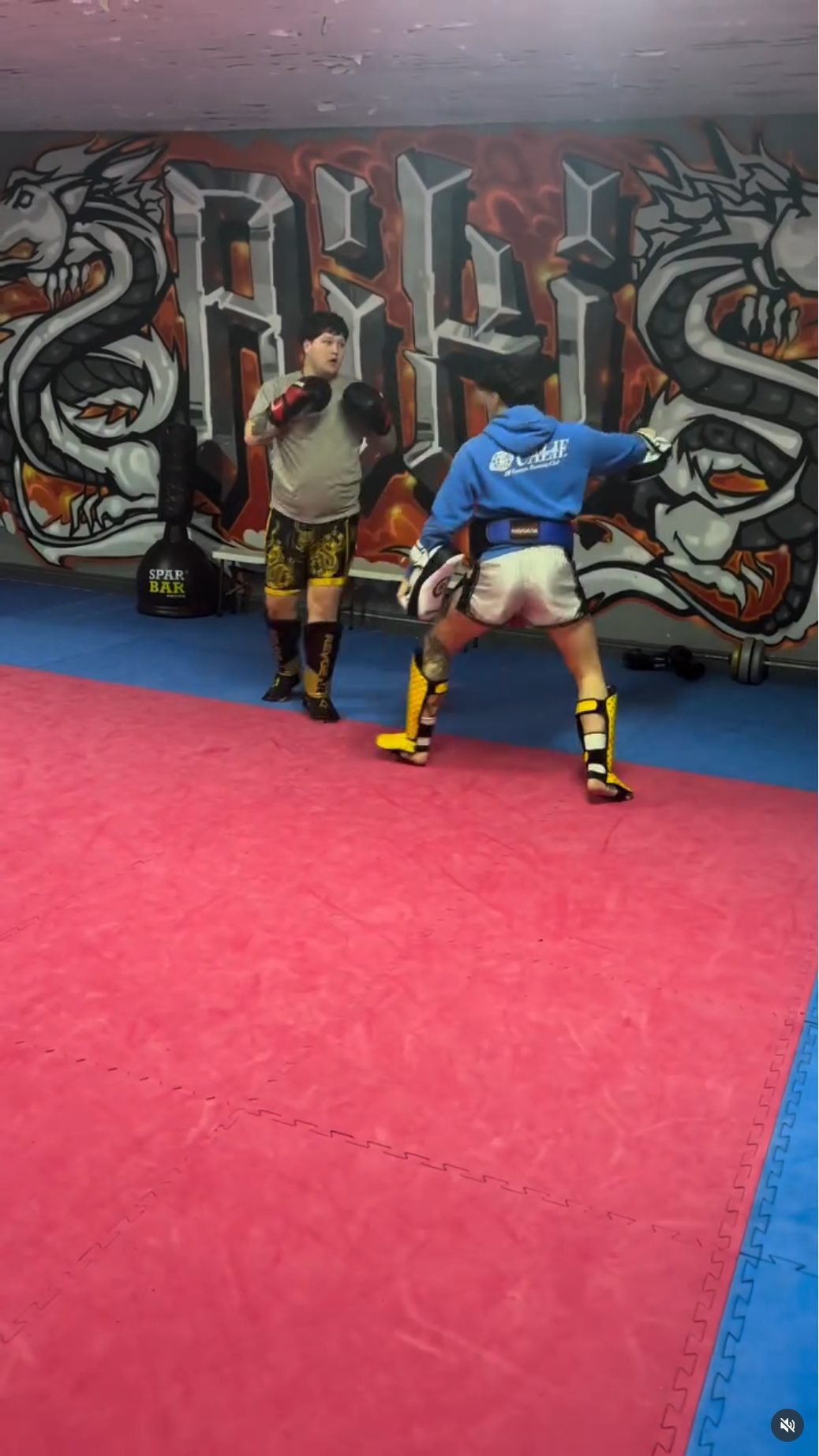 Juniors kickboxing sparring